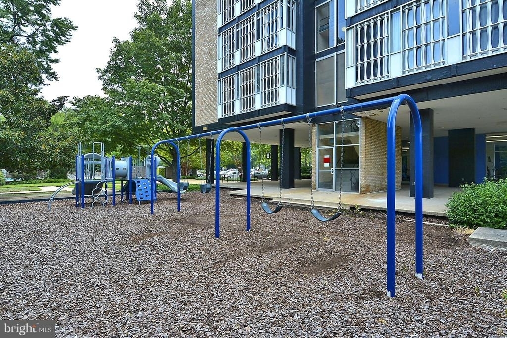 1301 Delaware Avenue Sw - Photo 43