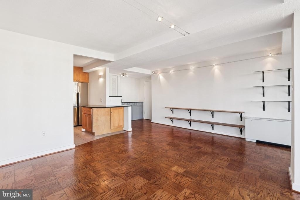 1301 Delaware Avenue Sw - Photo 8