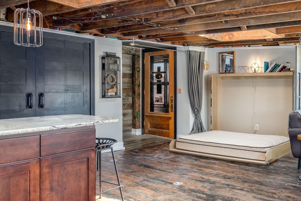 104 W Main Street - Photo 21