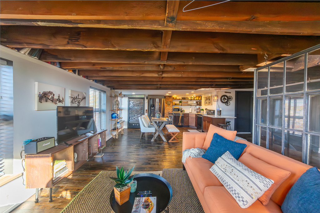 104 W Main Street - Photo 14