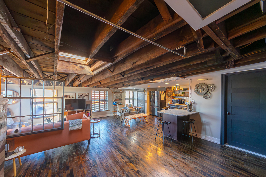 104 W Main Street - Photo 16