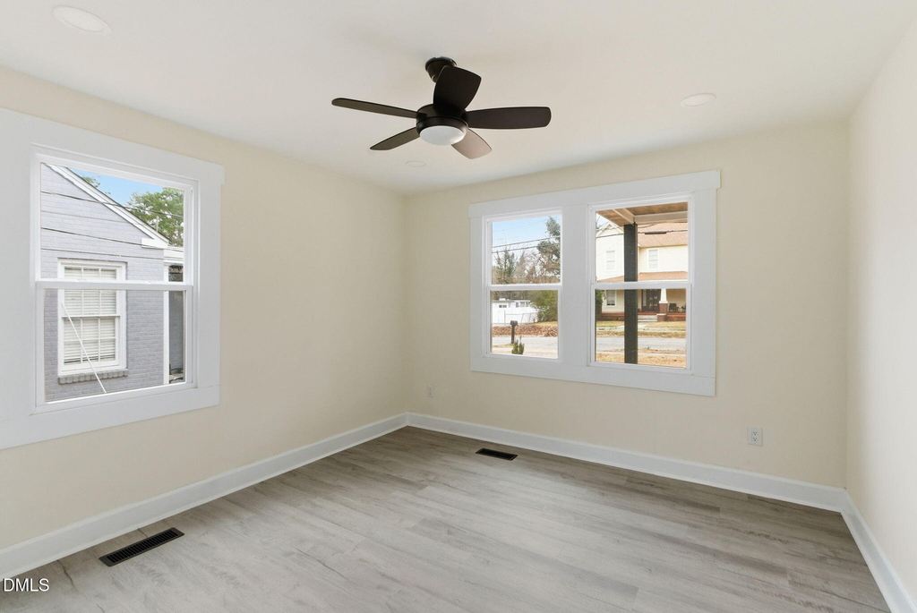 313 Park Avenue W - Photo 21