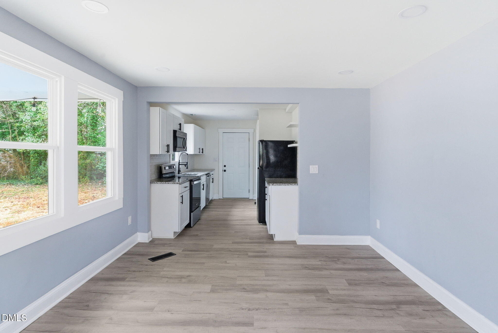313 Park Avenue W - Photo 13