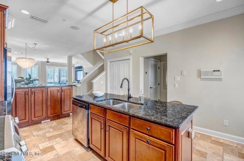 905 2nd Street N - Photo 21