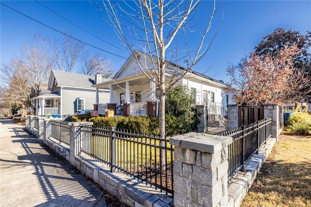 69 Randolph Street Ne - Photo 1