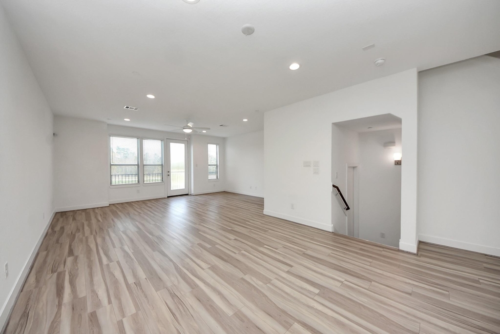 18716 Centro Main Street - Photo 18
