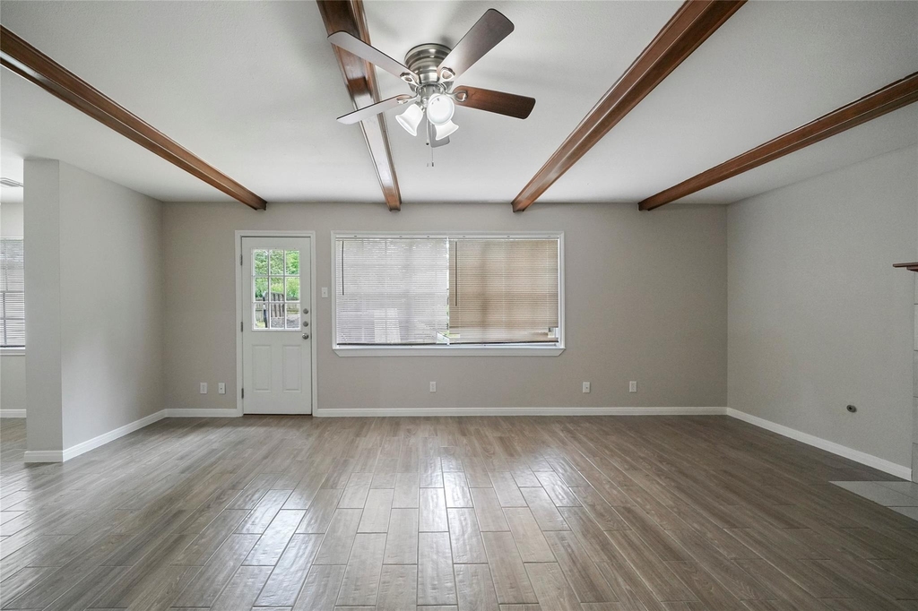 643 Ames Street - Photo 19