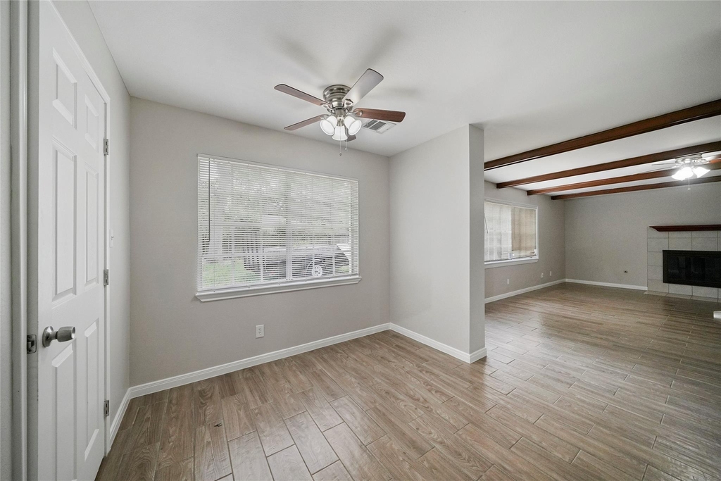 643 Ames Street - Photo 26