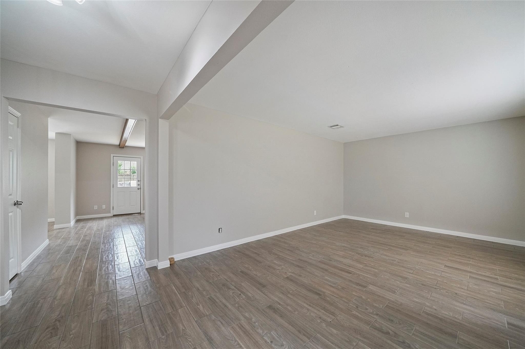643 Ames Street - Photo 2