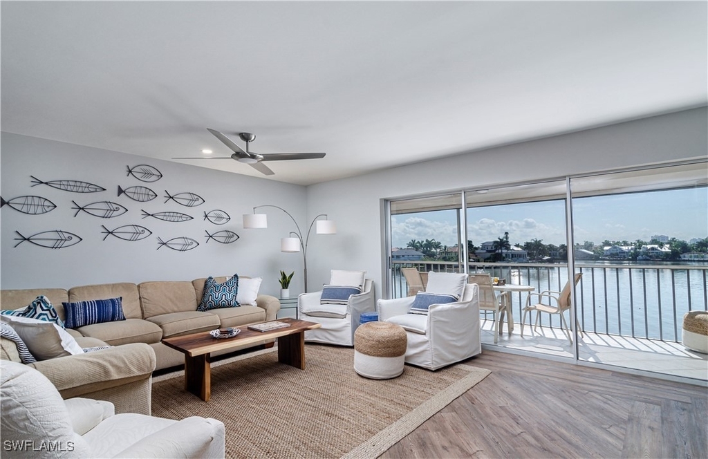 10682 Gulf Shore Drive - Photo 3