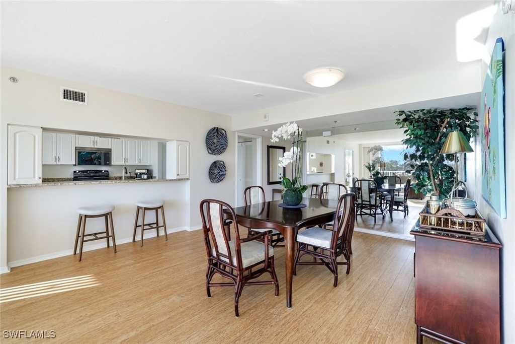6361 Pelican Bay Boulevard - Photo 6