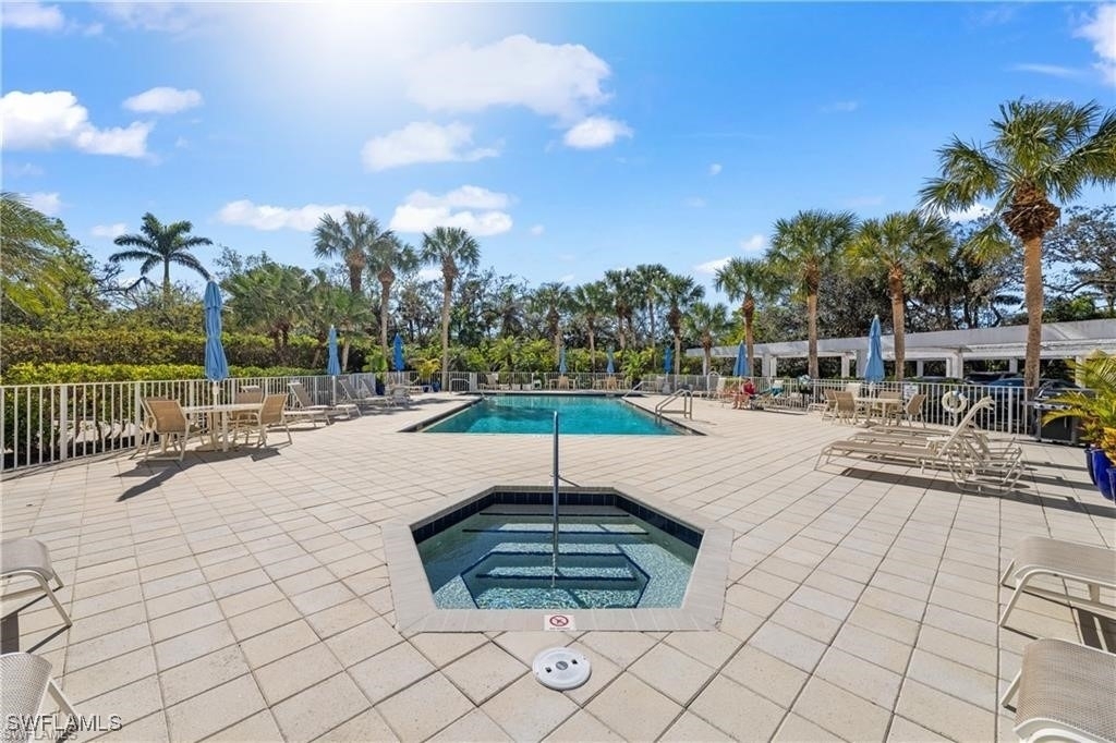 6361 Pelican Bay Boulevard - Photo 18