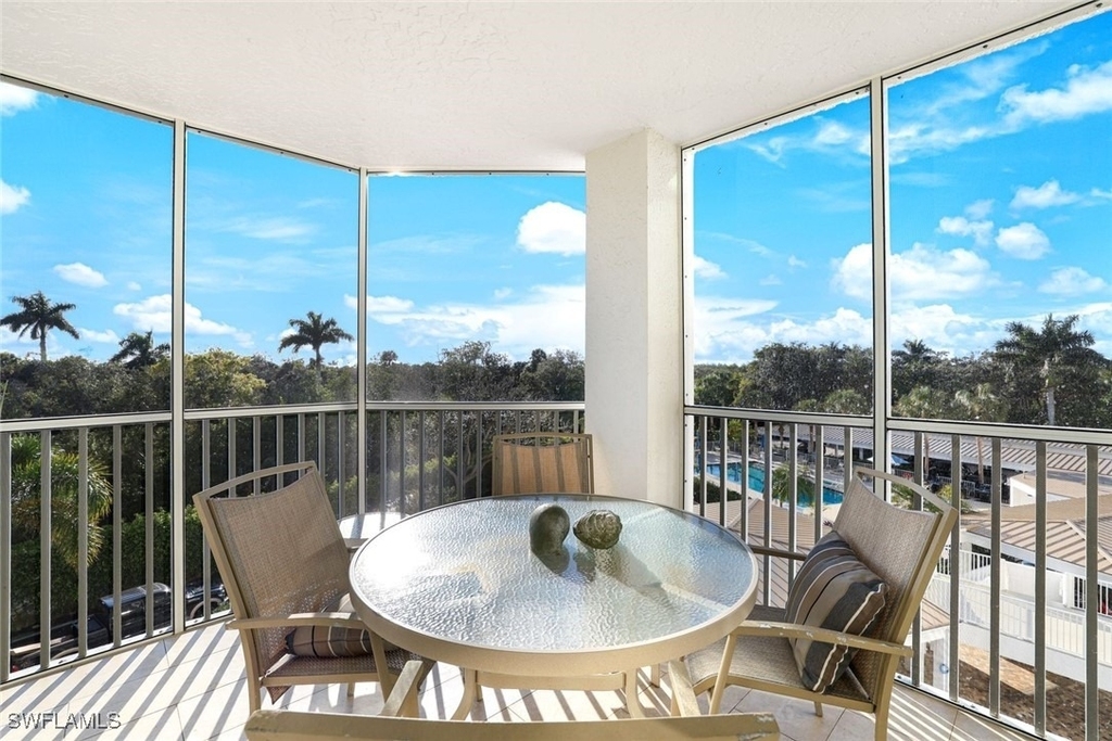 6361 Pelican Bay Boulevard - Photo 16