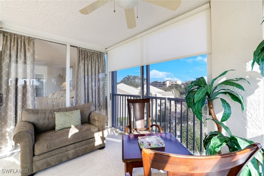 6361 Pelican Bay Boulevard - Photo 15