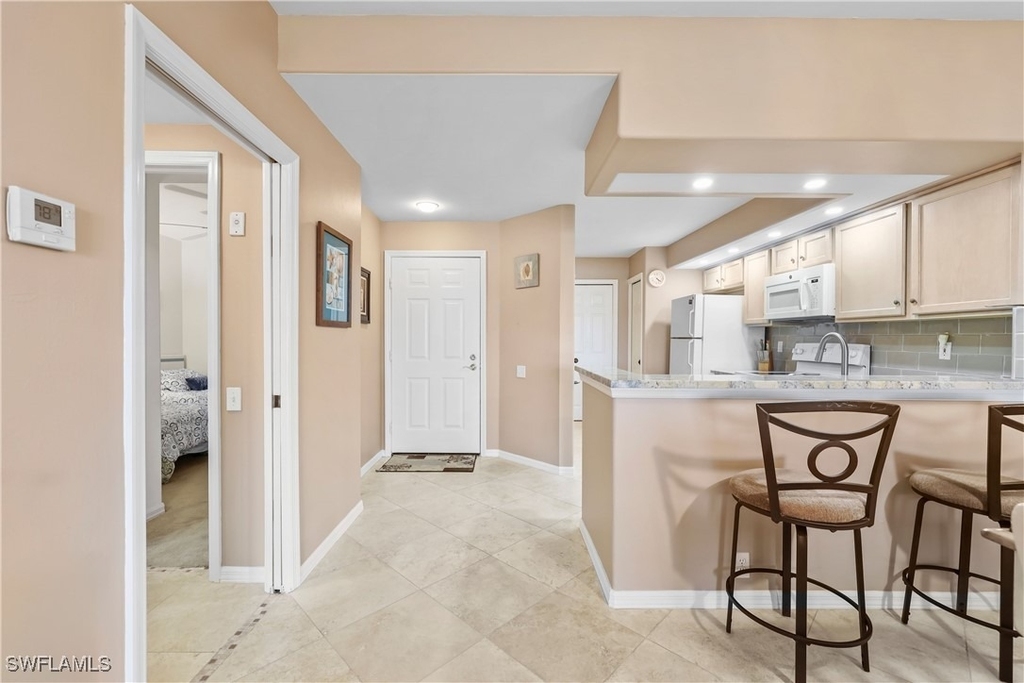 28064 Cavendish Court - Photo 6