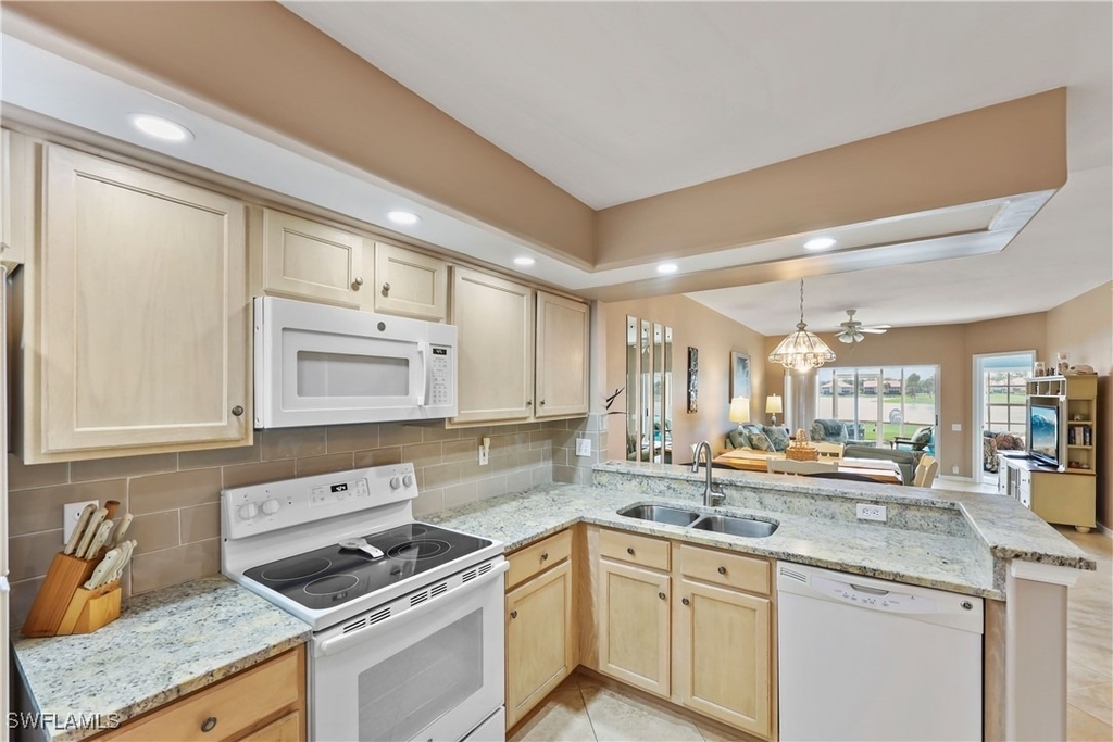 28064 Cavendish Court - Photo 5