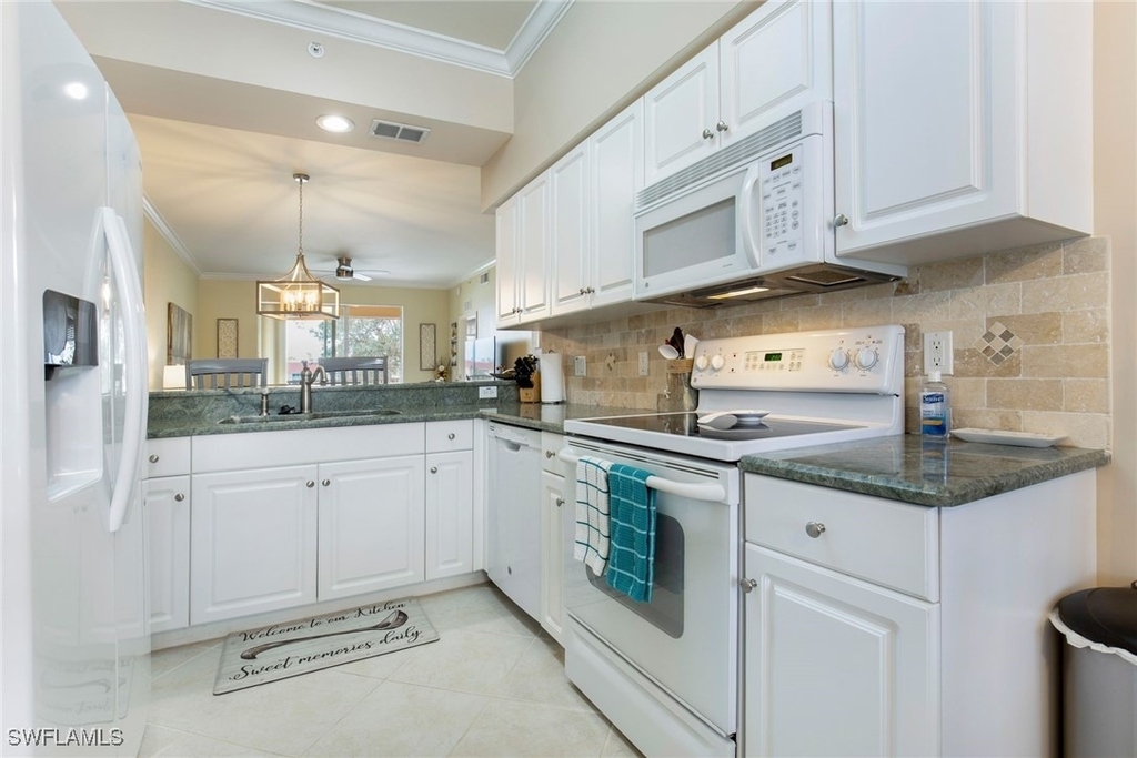 2730 Cypress Trace Circle - Photo 6