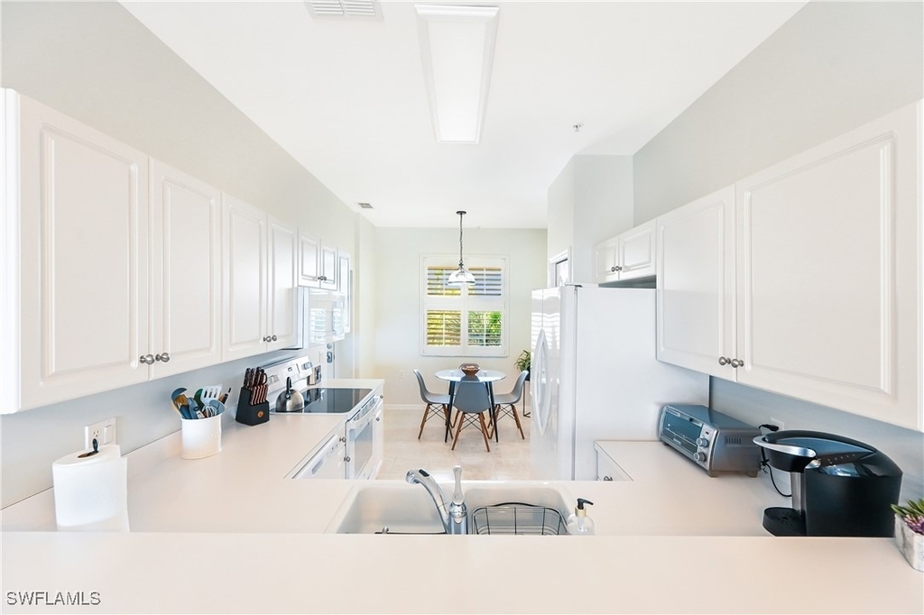 2730 Cypress Trace Circle - Photo 16