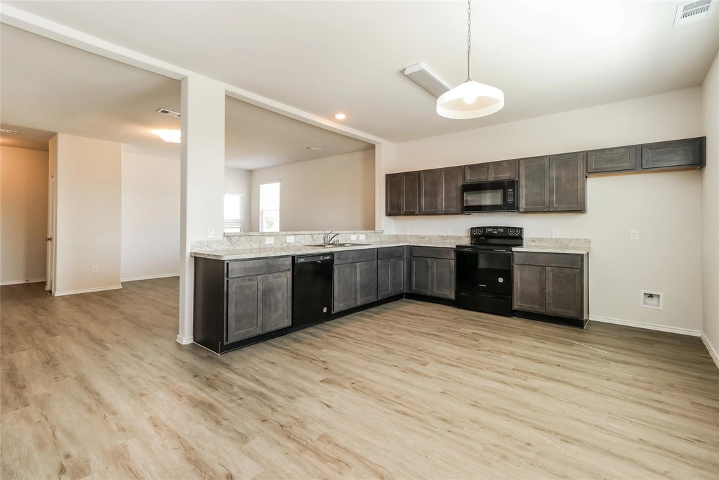 2635 Bouvardia Way - Photo 3