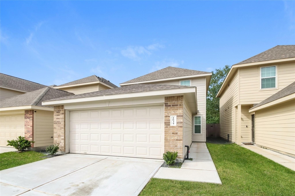 2635 Bouvardia Way - Photo 1