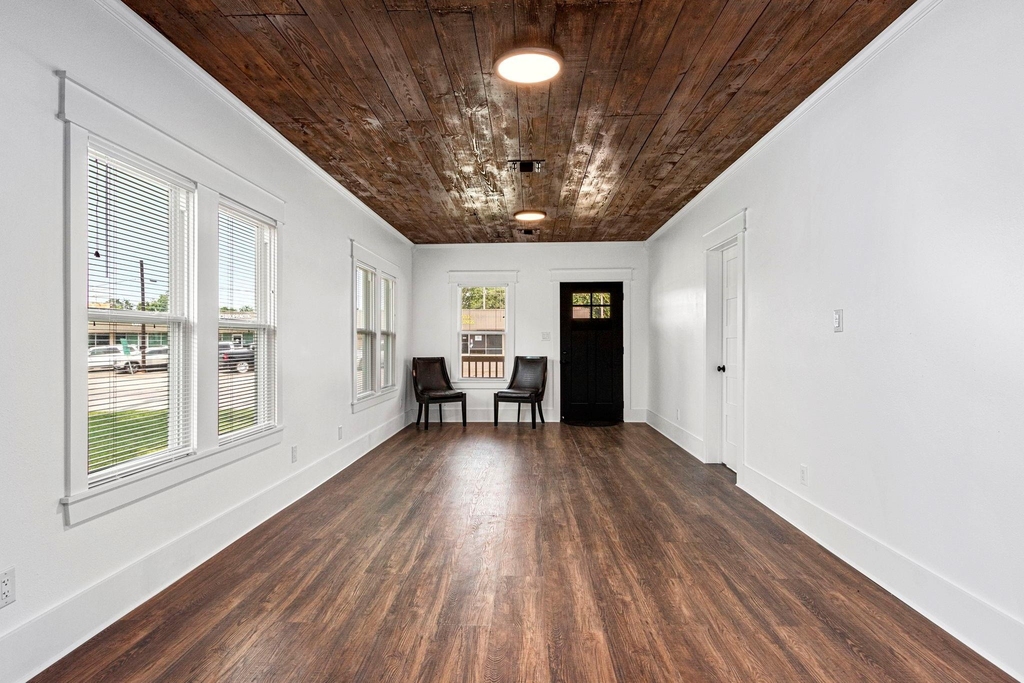 1138 Fannin Street - Photo 6