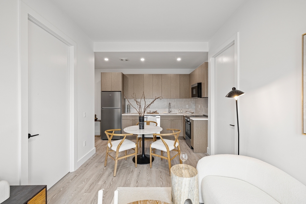 706 East 32nd Street - Photo 0