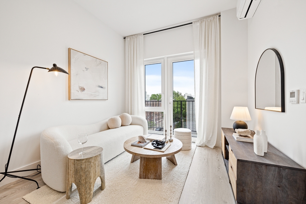 706 East 32nd Street - Photo 1