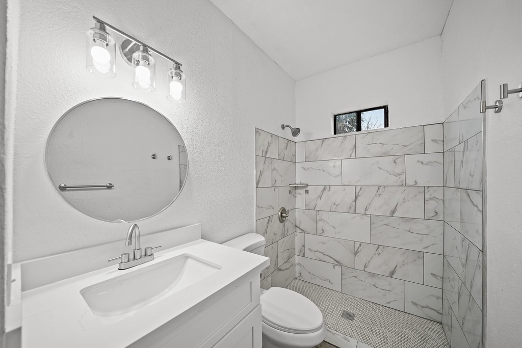 701 28th Street - Photo 5