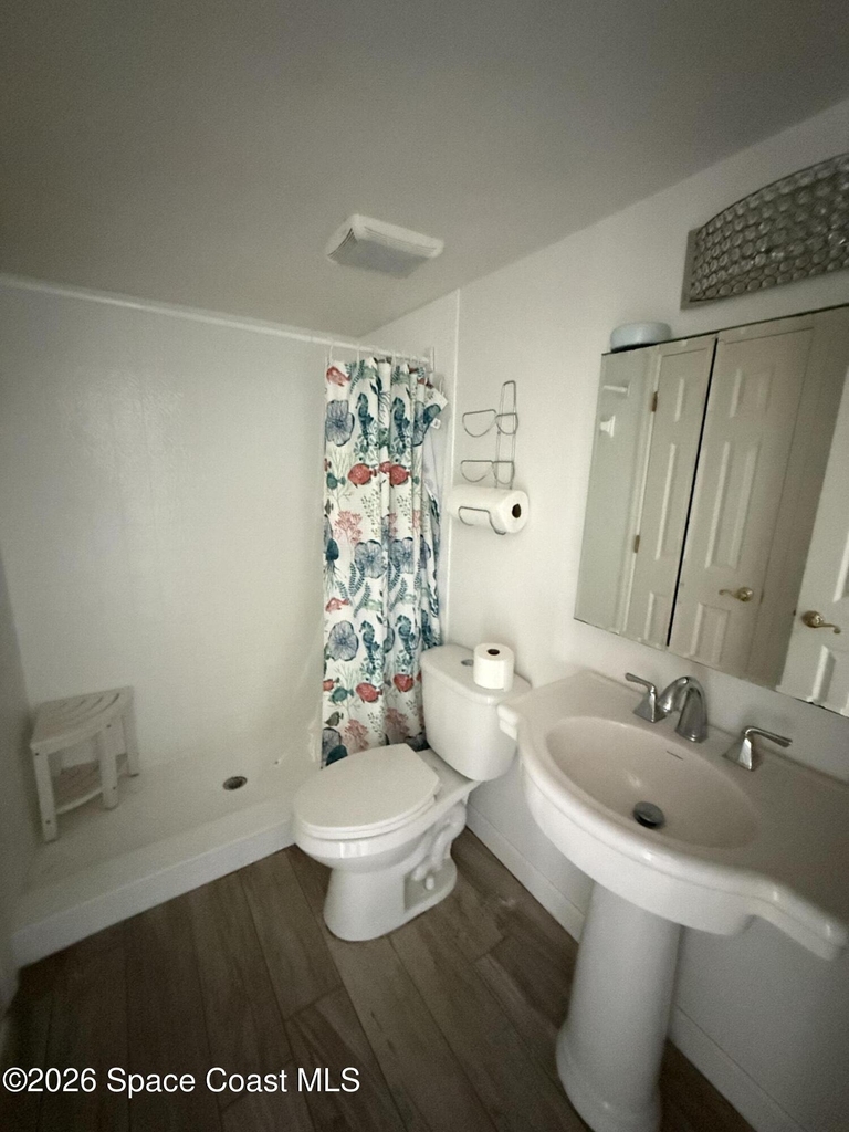 1540 Riverside Drive - Photo 7