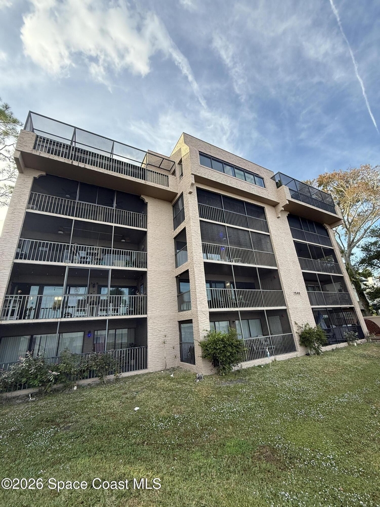 1540 Riverside Drive - Photo 1