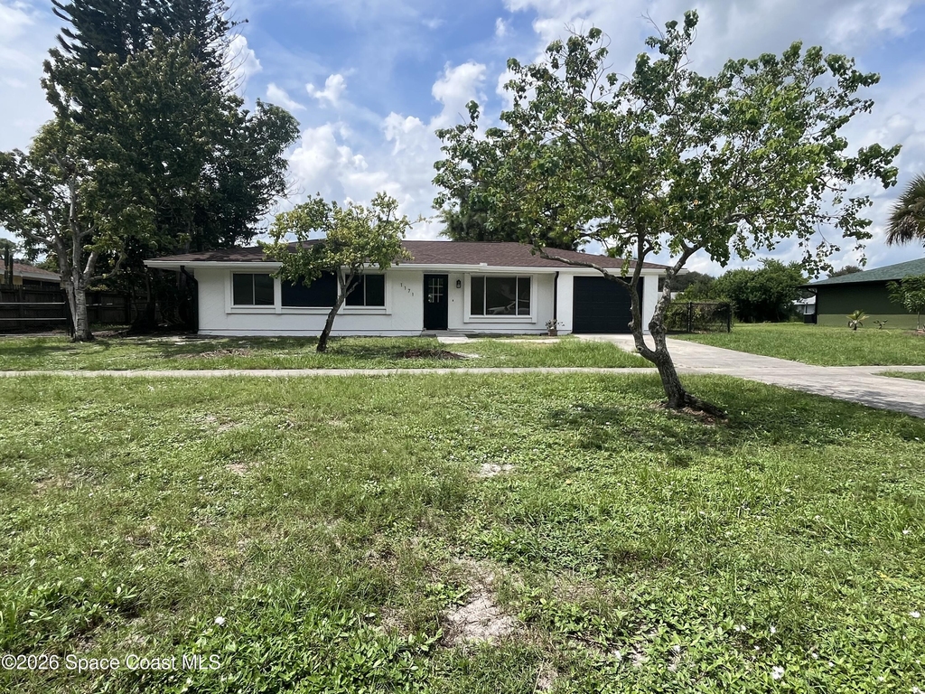 1171 Riviera Drive Ne - Photo 3