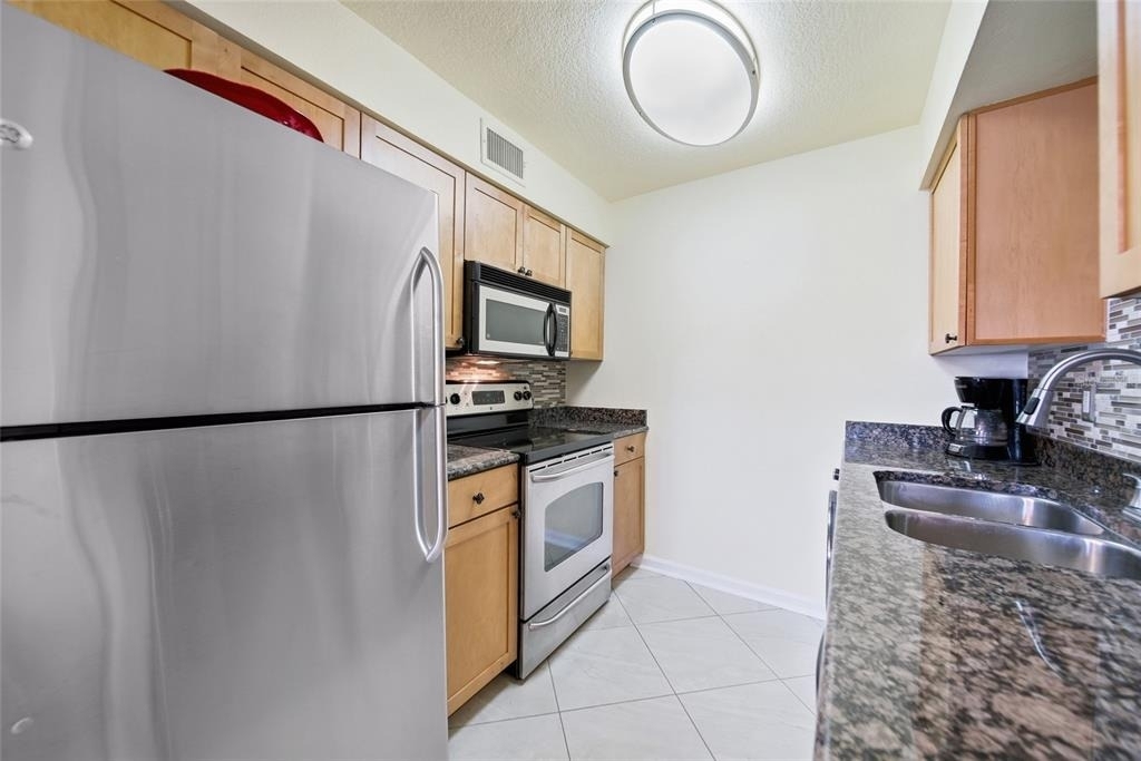 5092 Beach Drive Se - Photo 13