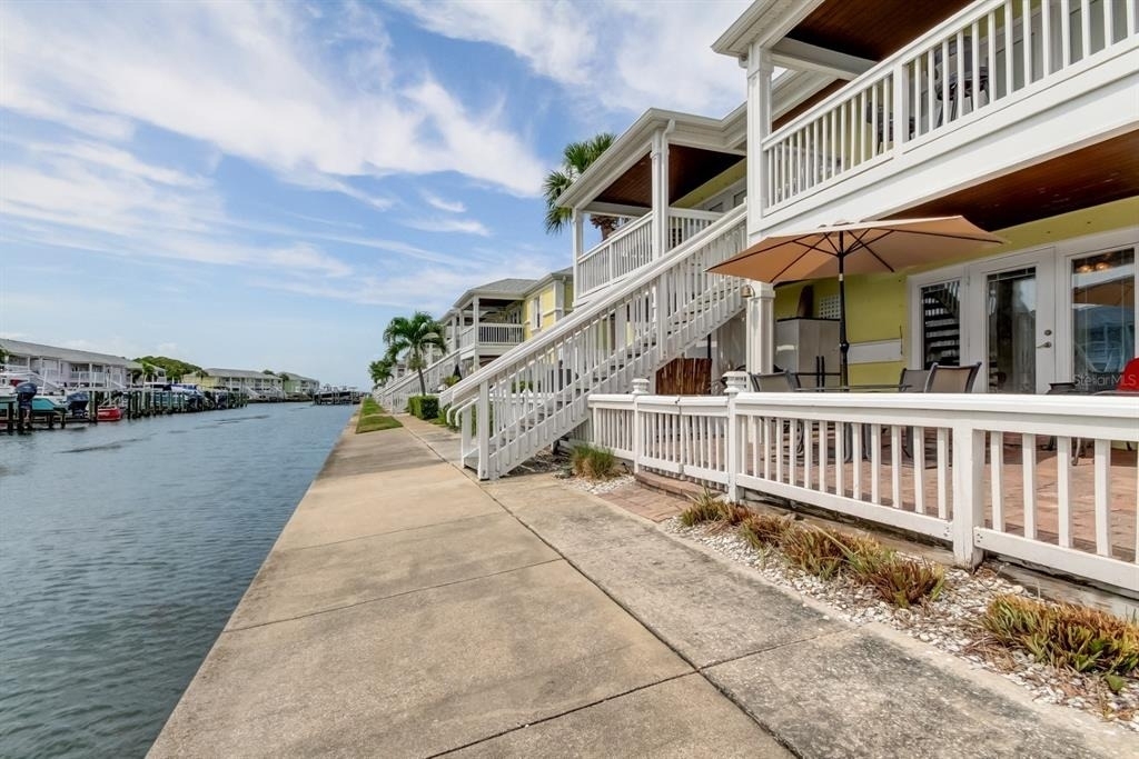 5092 Beach Drive Se - Photo 3