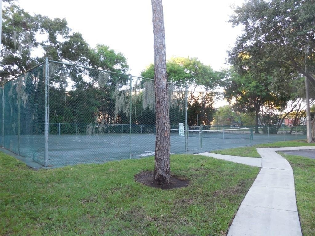 5607 67th Avenue N - Photo 22