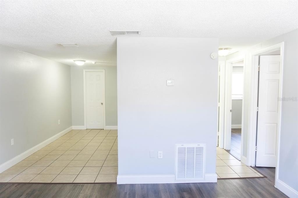 907 34th Avenue W - Photo 3