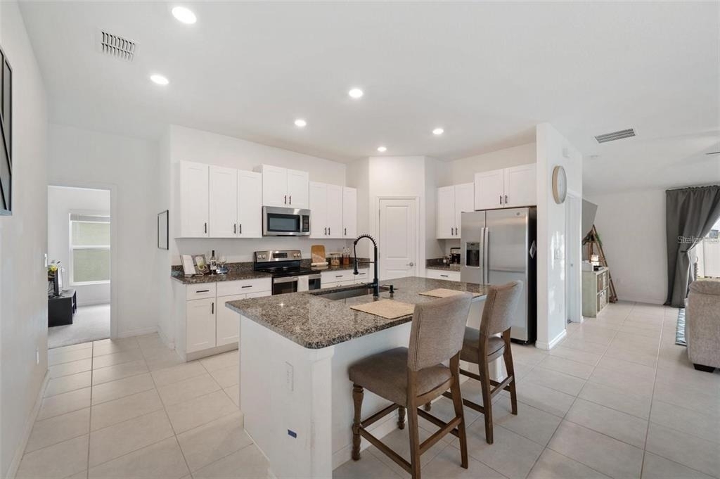 5517 Blue Azure Drive - Photo 6