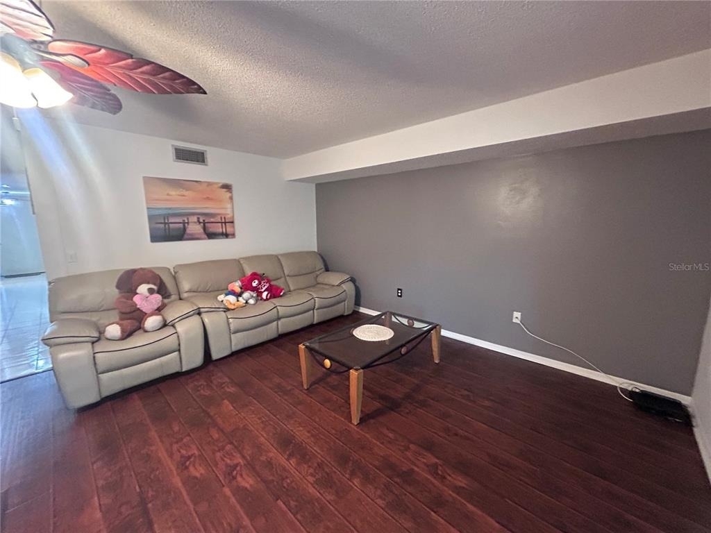 150 El Dorado - Photo 3