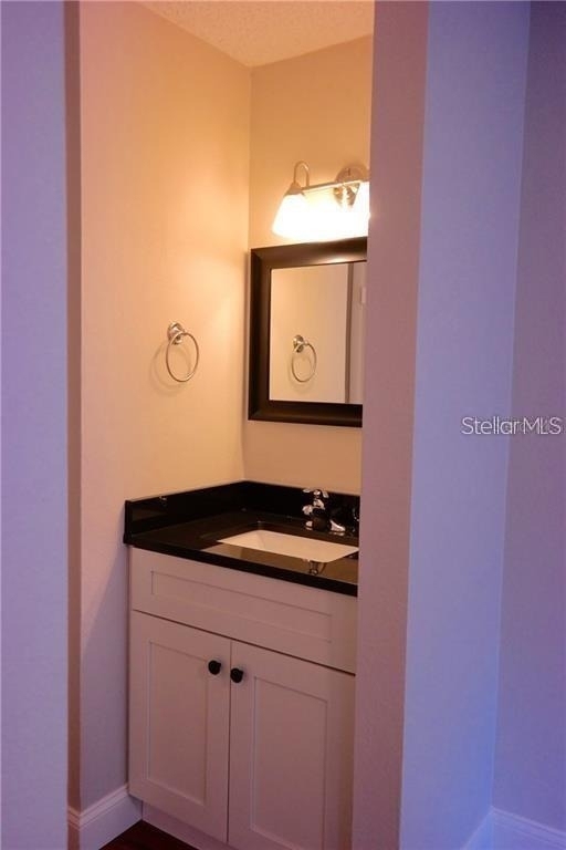 224 Afton Square - Photo 8