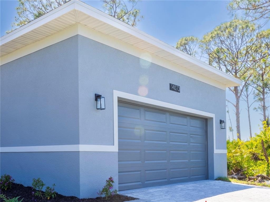 14073 Naylor Avenue - Photo 1