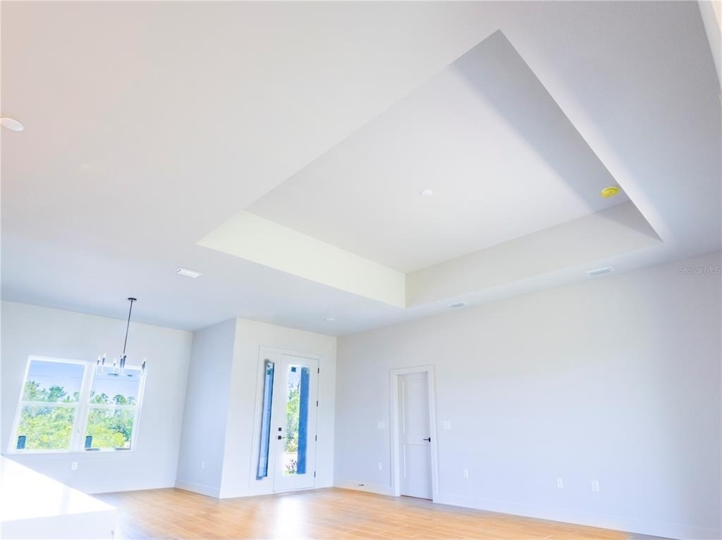14073 Naylor Avenue - Photo 8