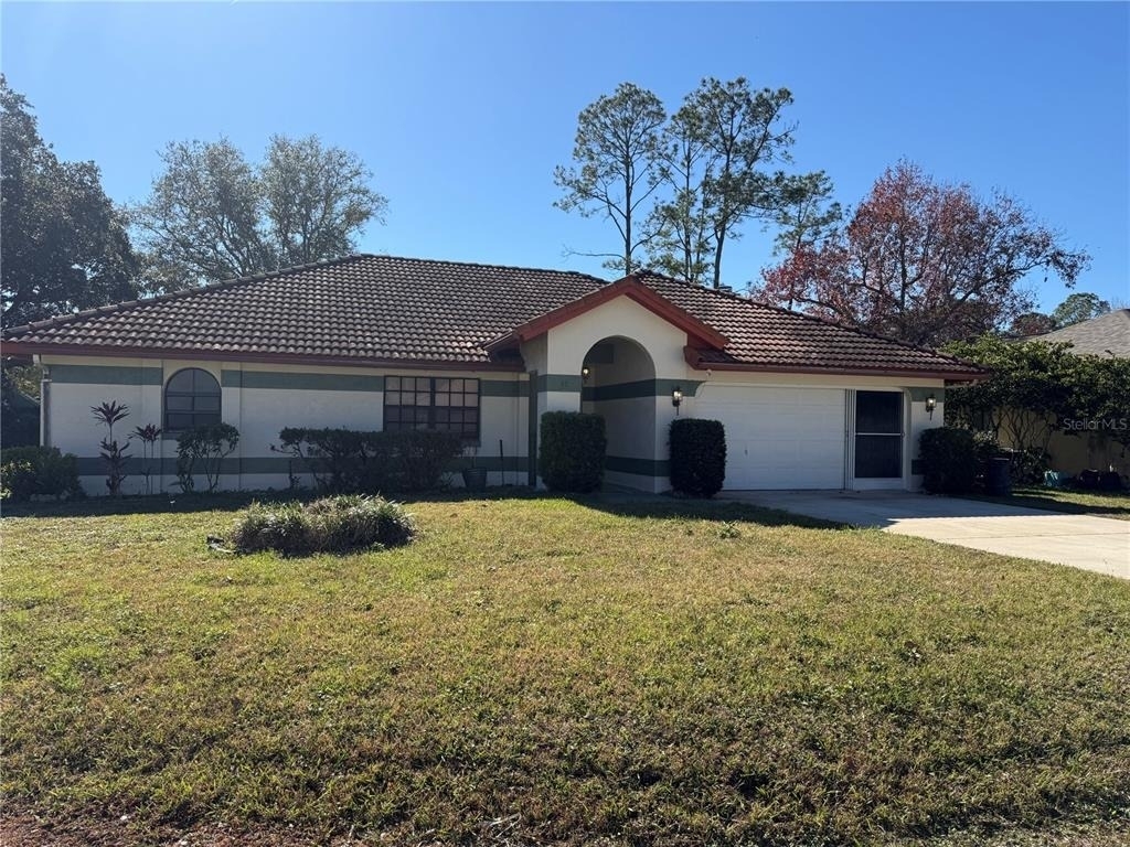 32 Westlawn Place - Photo 0