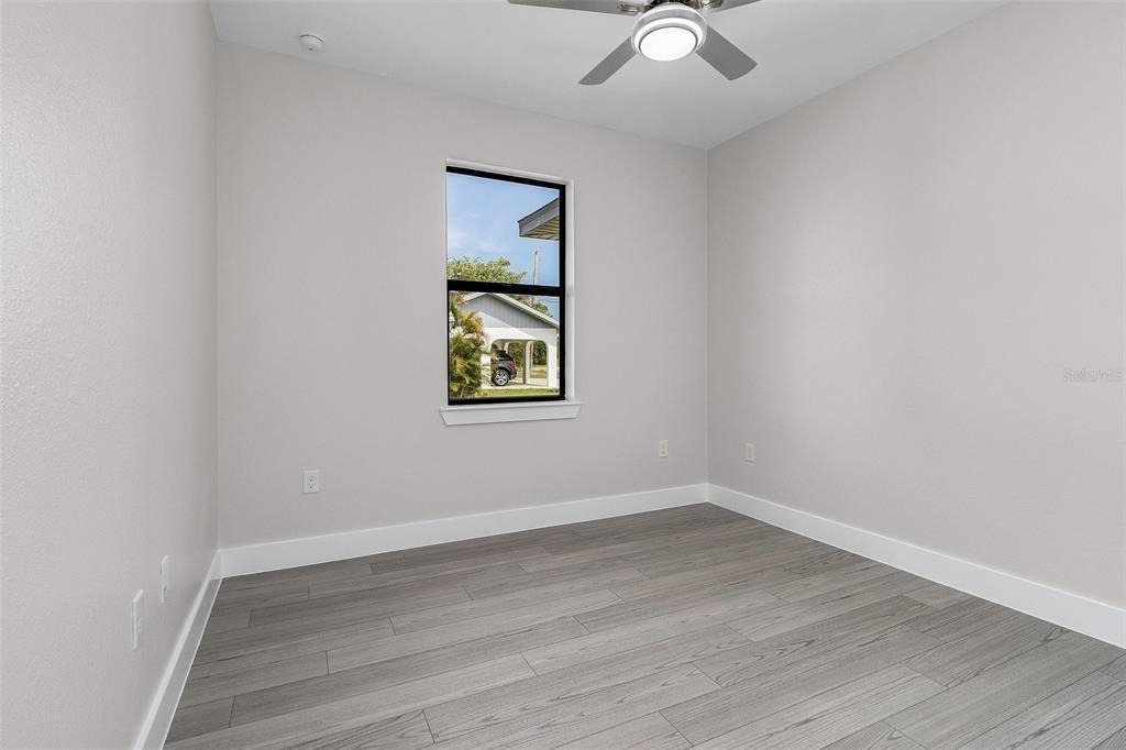 26221 Sandhill Boulevard - Photo 12