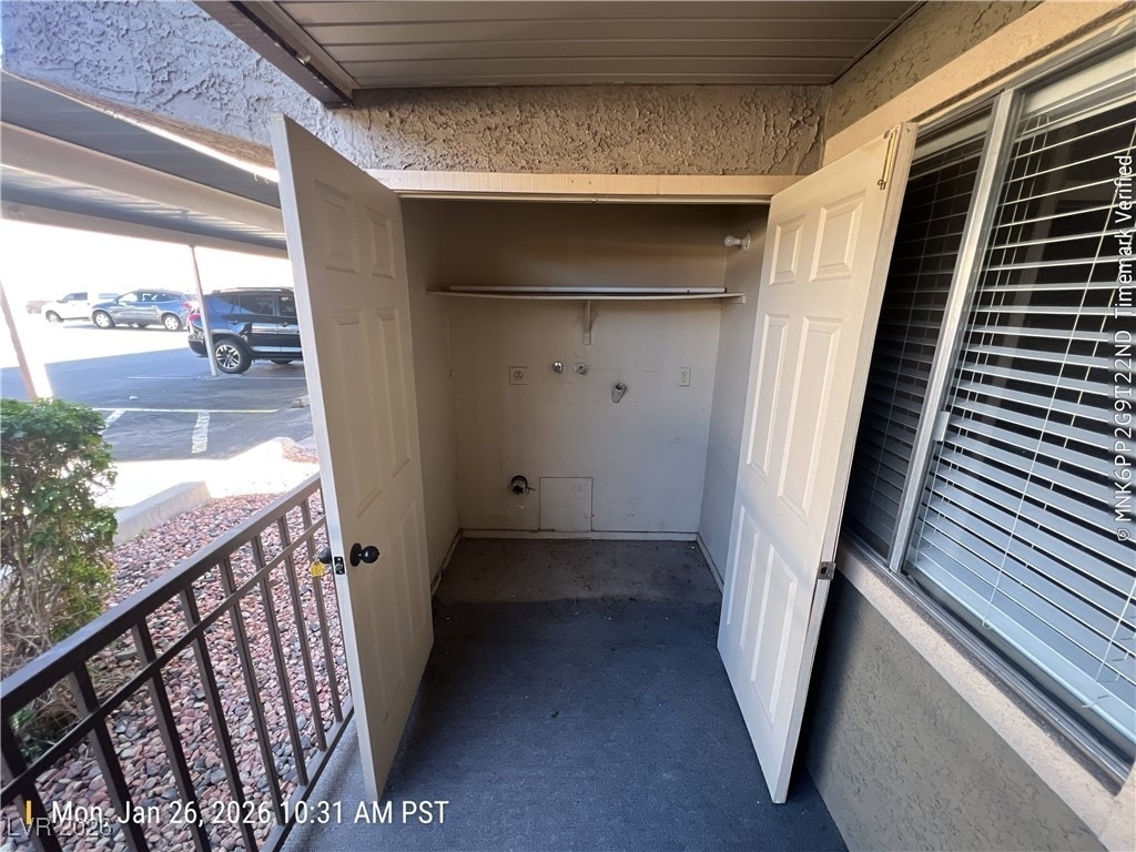 5242 River Glen Drive - Photo 8