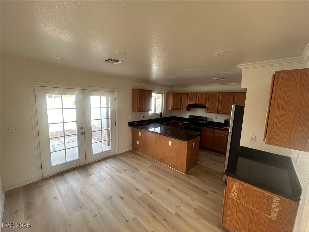 5900 Fawn Avenue - Photo 6