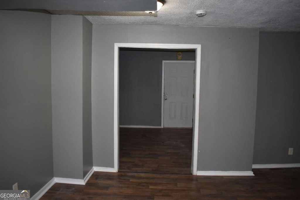 382 Cowan Street - Photo 3
