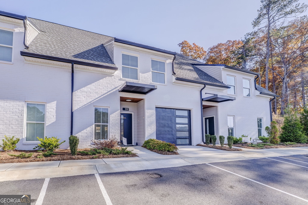 93 Chateau Drive - Photo 4