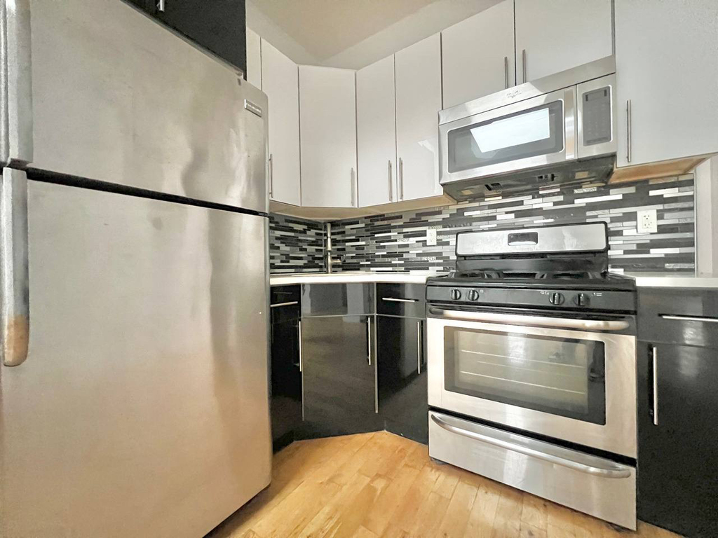 1260 Bushwick Avenue - Photo 6