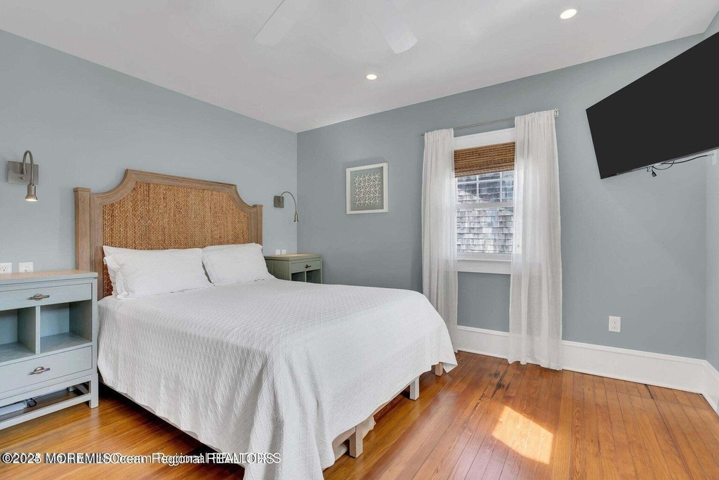 321 14th Avenue - Photo 16
