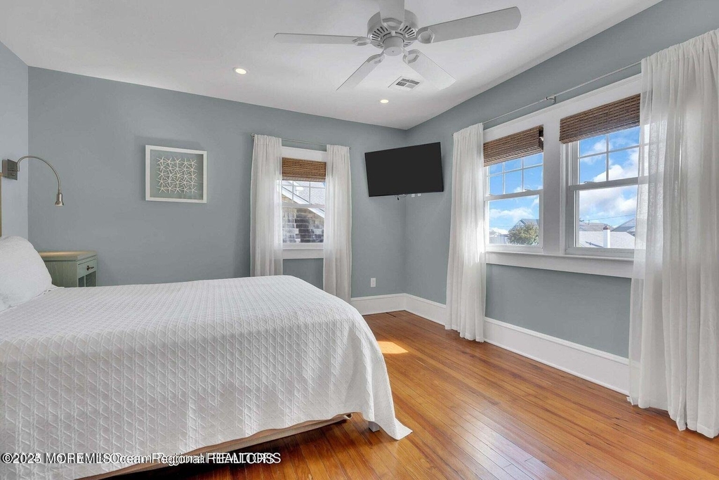 321 14th Avenue - Photo 15