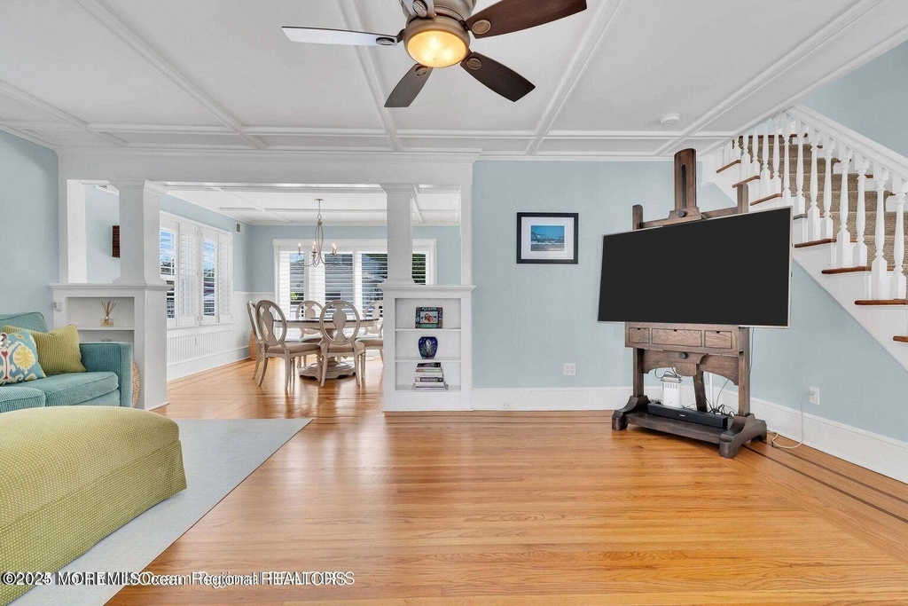 321 14th Avenue - Photo 8